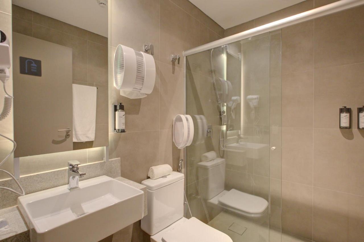 Fast Sleep Suites By Slaviero Hoteis - Hotel Dentro Do Aeroporto De Guarulhos - Terminal 2 - Desembarque Oeste Εξωτερικό φωτογραφία